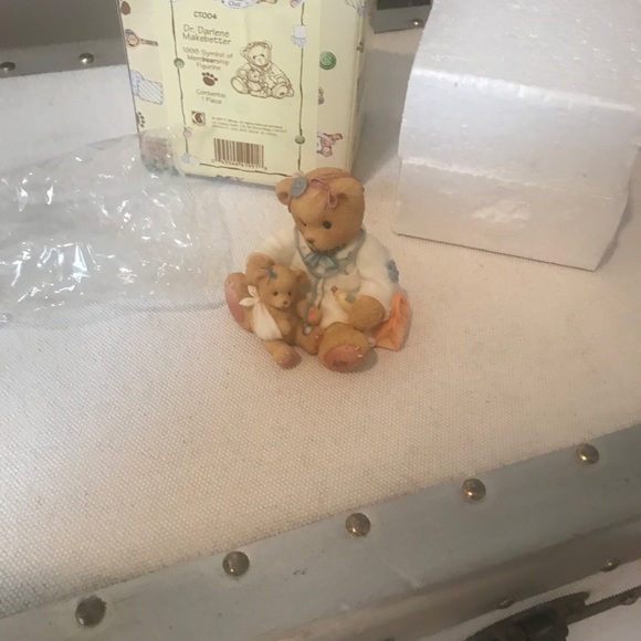 Cherished Teddies. NIB. Dr. Darlene Makebetter. - Picture 3 of 3